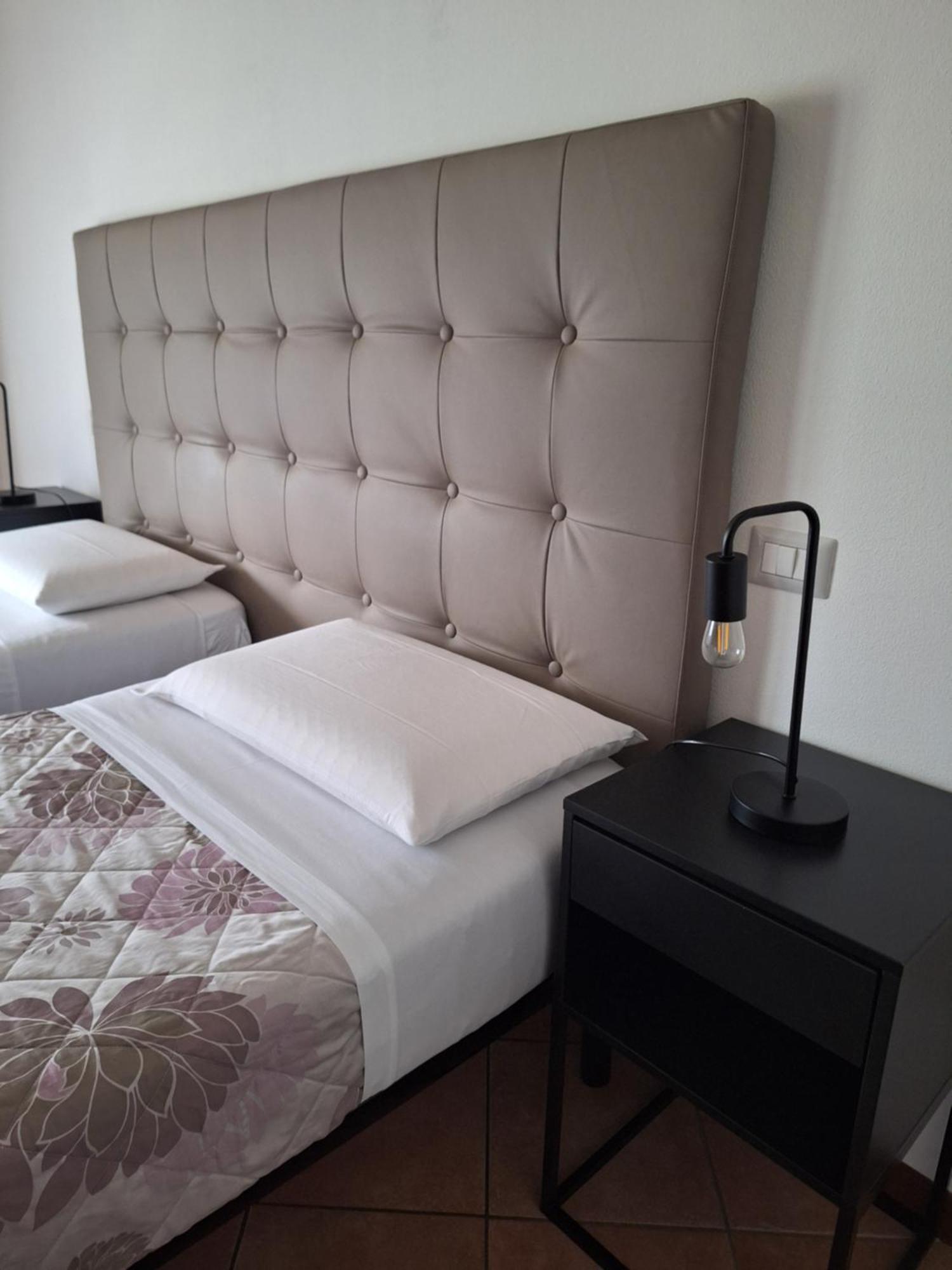 Bed & Breakfast Torrechiara Buitenkant foto